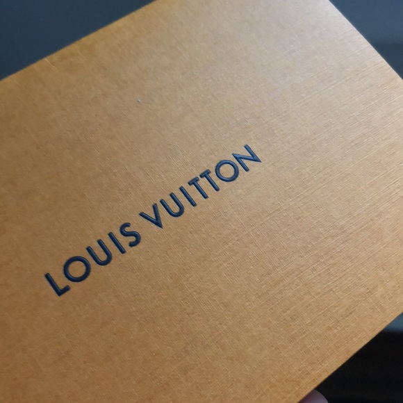 Louis Vuitton and Gucci receipt holders - Picture 6 of 11